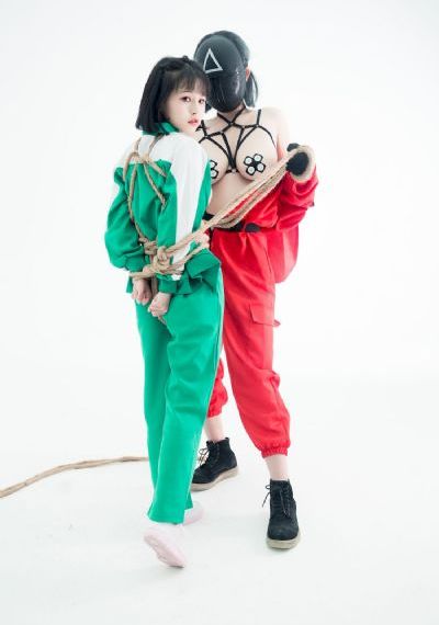 女按摩师在线_4K全集在线观看